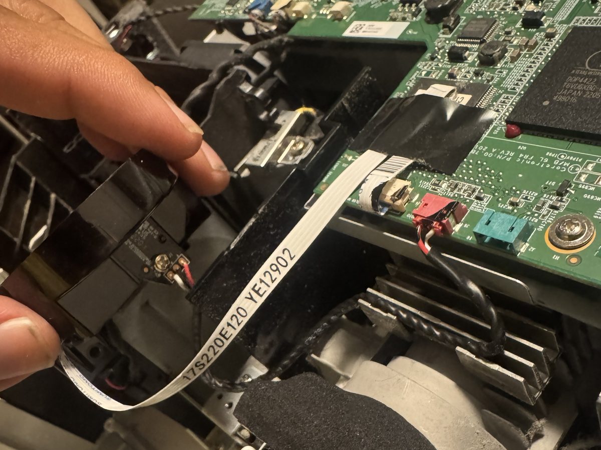 Projector ribbon cable and color wheel service